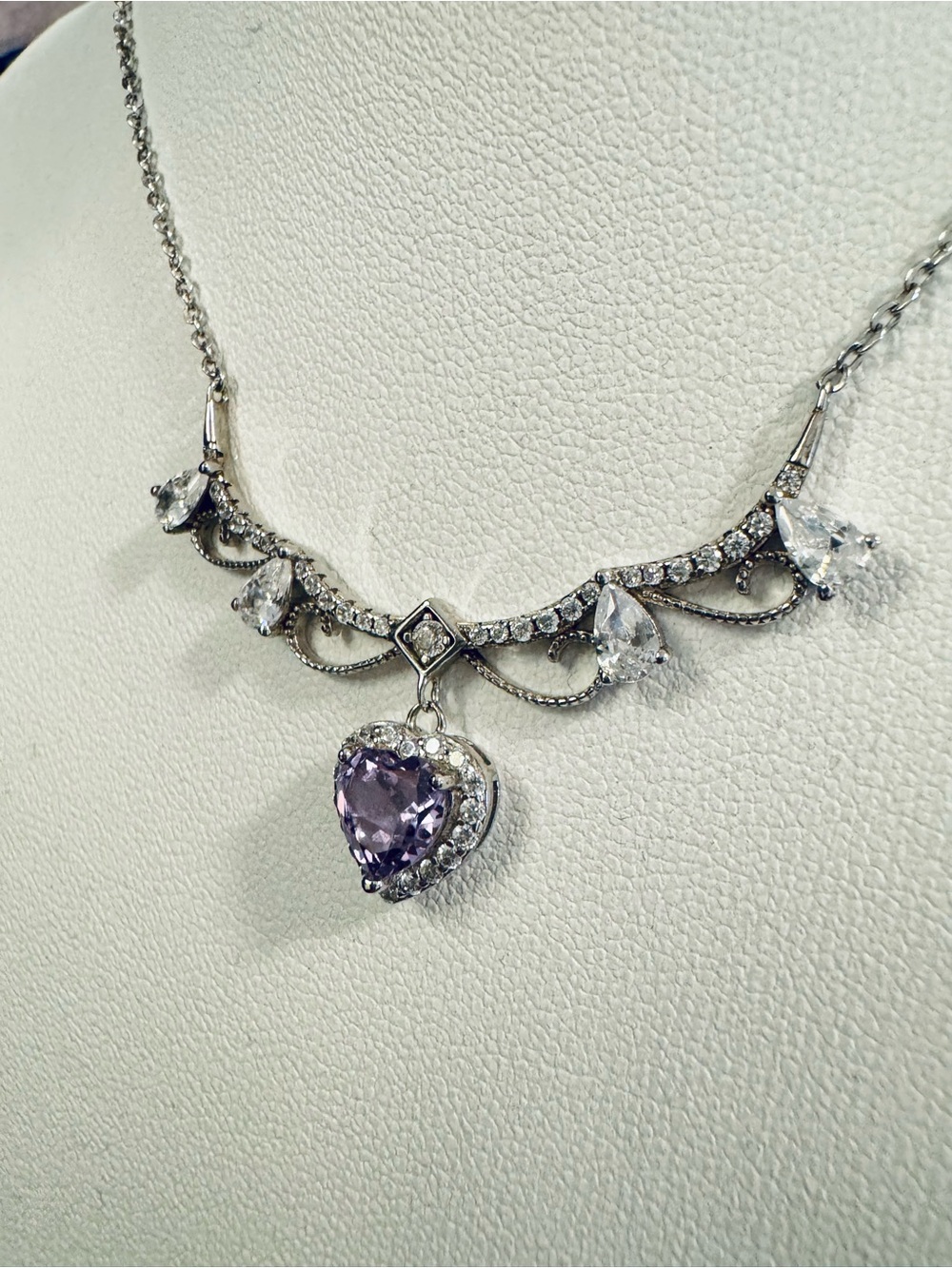 S925 purple heart necklace lab faceted stone gold plated over silver filigree